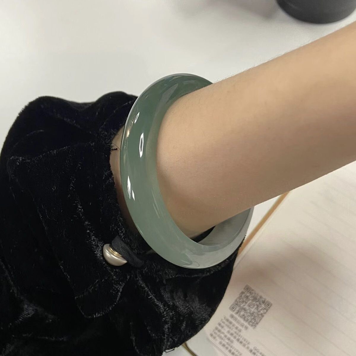 缅甸油青色翡翠玉手镯少女款冰种飘花手镯正圈贵妃玉石玉镯子年轻