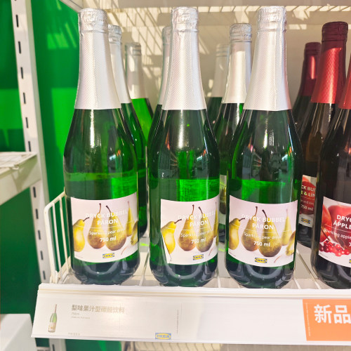 宜家IKEA梨味苹果越桔果汁型碳酸饮料750ml 西班牙进口气泡水瓶装