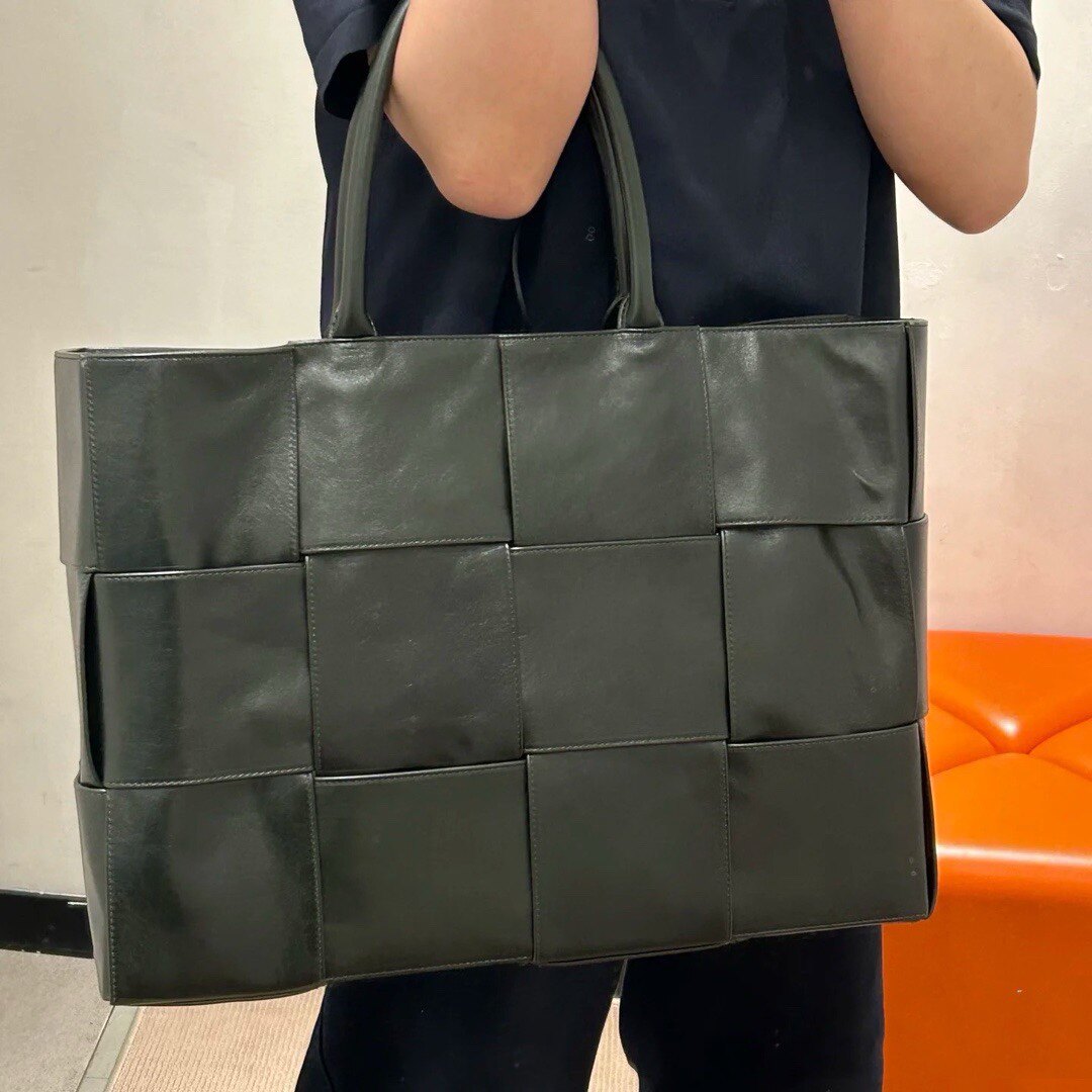 简约时尚油蜡牛皮真皮手工编织Arcotote托特手提男女通用休闲大包