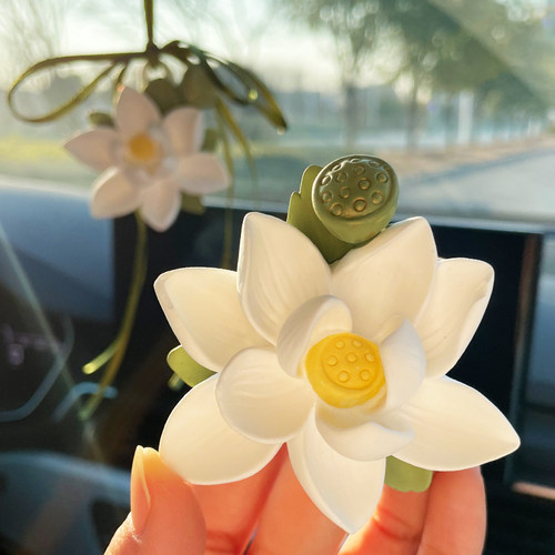 扩香石汽车香薰花朵花香味