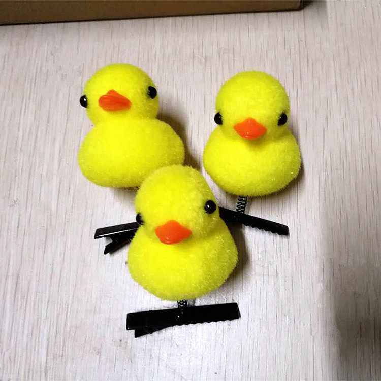 新款可爱卖萌神器小黄鸭发夹头饰弹簧发财鸡小鸭子夹子批发