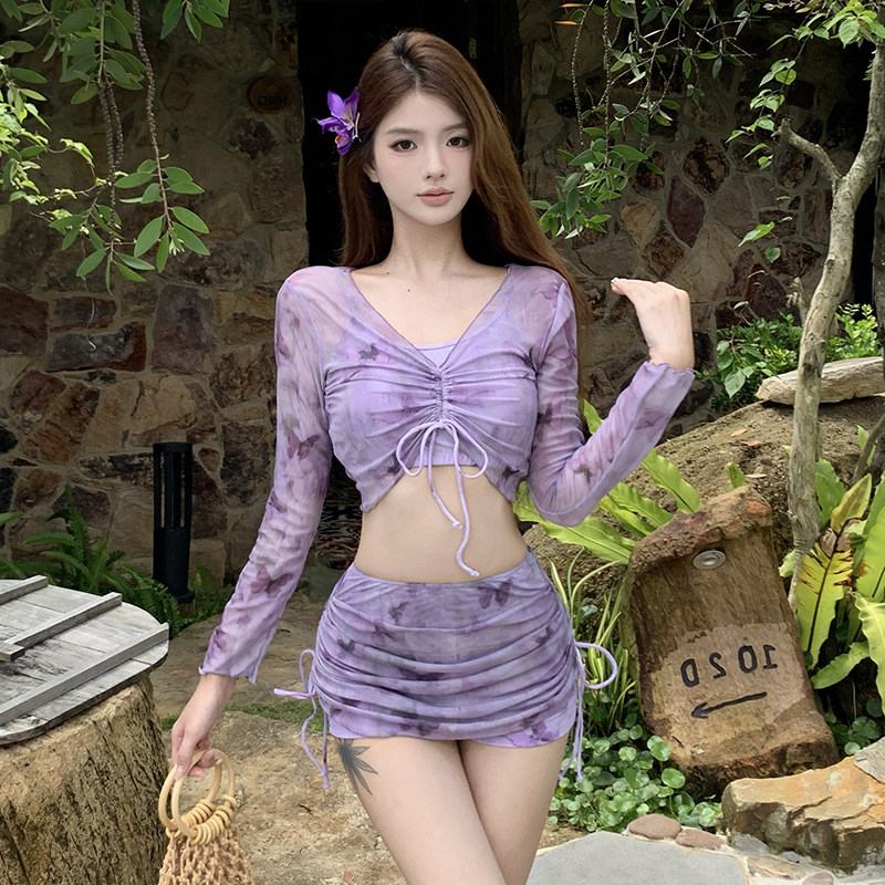 分体泳衣女四件套2026新款高级感长袖防晒大码性感海边度假游泳衣