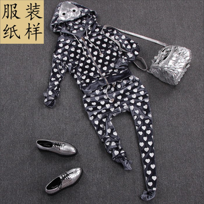 女士运动连帽上衣+裤子样板11实物牛皮纸板 金丝绒套装裁剪缝纫图