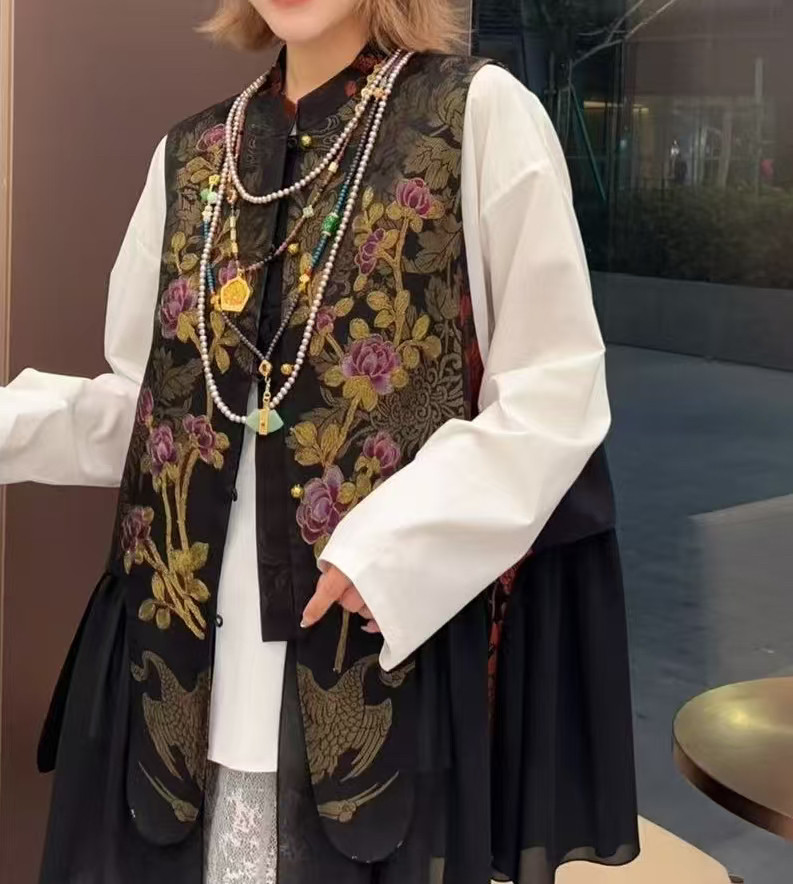 2026早春新款新中式国风马甲价格私信,女装/女士精品,汉服套装,淘宝优惠券,粉丝福利购,淘宝优惠卷