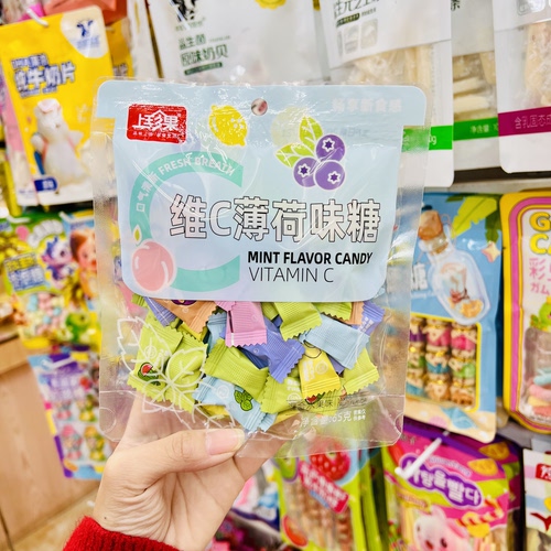 【壹心零食】上珍果维c薄荷味糖口气清新混合水果味休闲零食