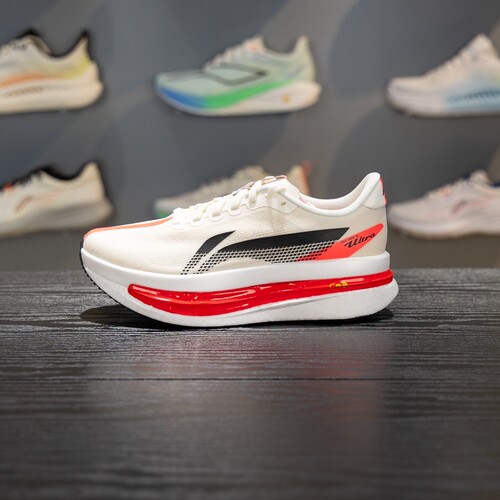 李宁女子跑步鞋轻质透气防滑