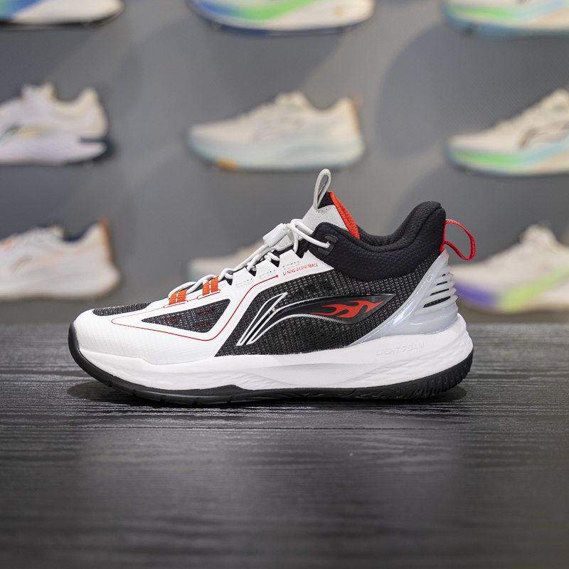 李宁四季通用缓震回弹童篮球鞋