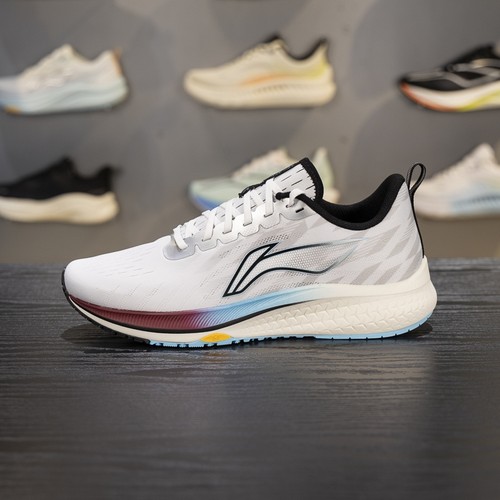 李宁男子竞速跑鞋支撑稳定