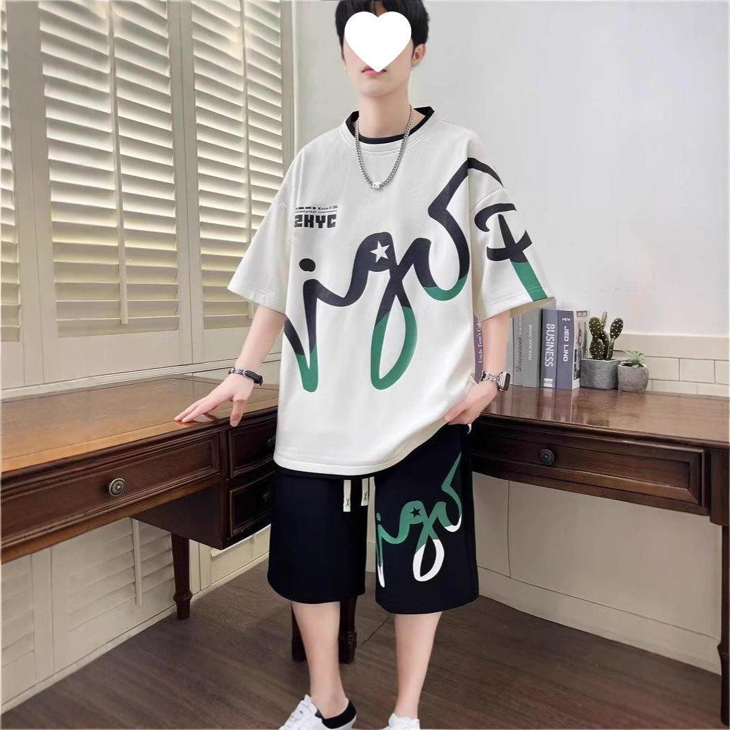 2026夏季套装男青少年港风短袖短裤两件套男生设计感小众休闲搭配