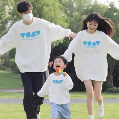 原创简约亲子装印花卫衣2025秋季新款一家三口全家装小月龄爬爬服