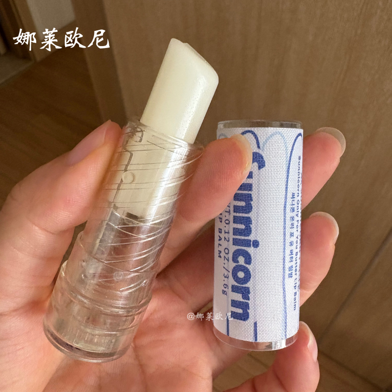 长久保湿不黏腻▲韩国sunnicorn唇膏唇膜保湿滋润去死皮淡化唇纹