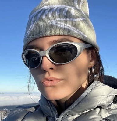 2026新款时尚前卫骑行运动墨镜男女潮酷未来科技感凹造型太阳眼镜