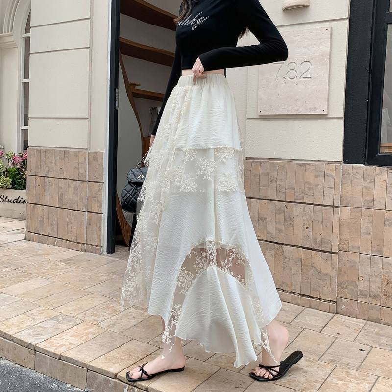 实拍2026春季不规则蕾丝半身裙女杏色蛋糕裙设计感高腰中长裙子