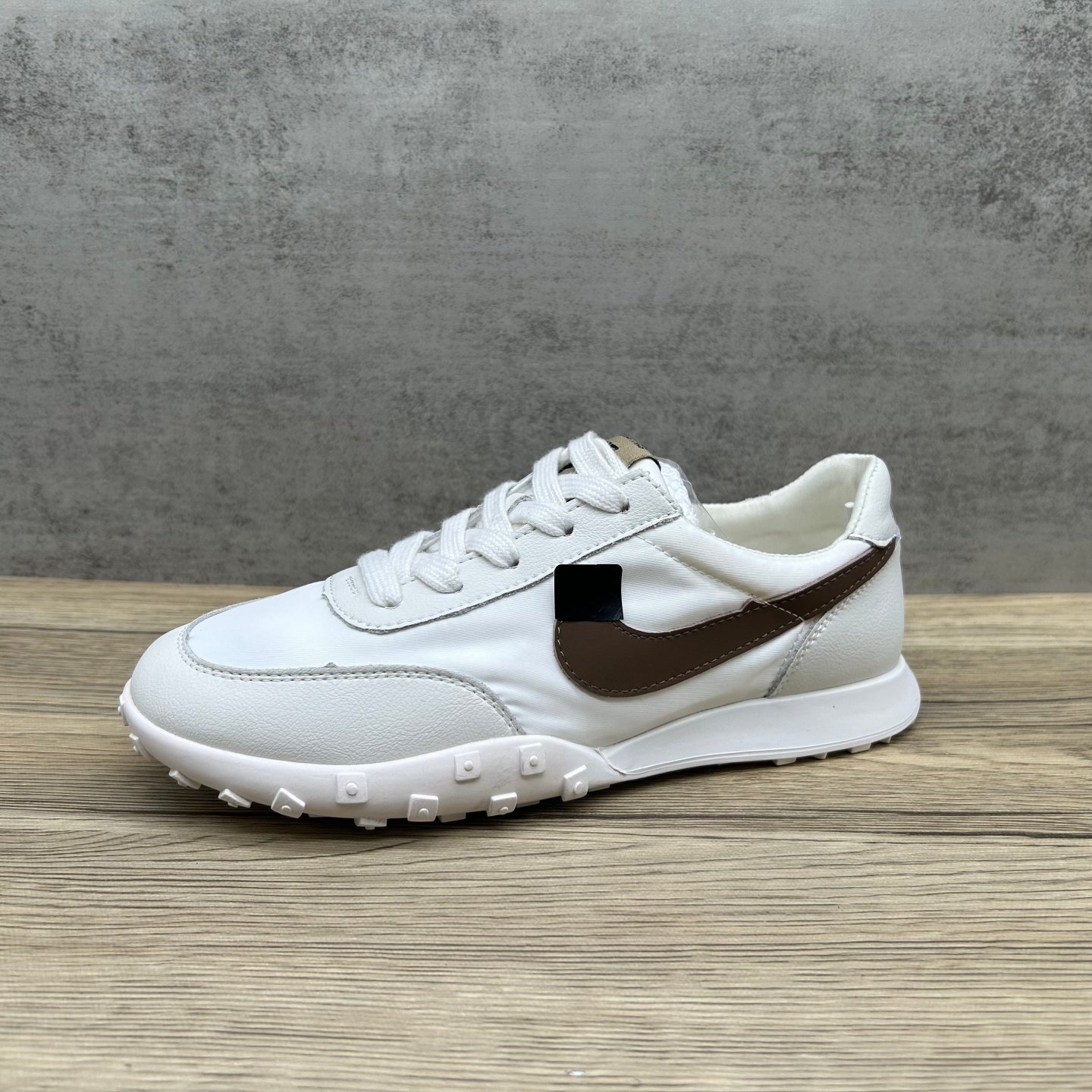 真皮软底软面旅游鞋透气防滑运动