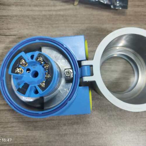 议价温度变送器显示防爆外壳适用TMT系列温度变送器，TMT