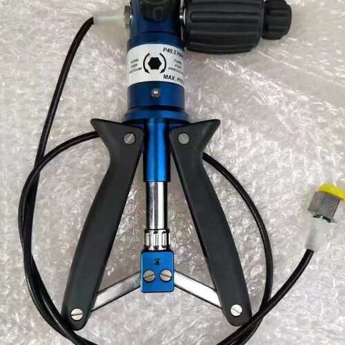 议价-SIKA PM系列压力校准器泵，型号P40.2，量程40-可维修