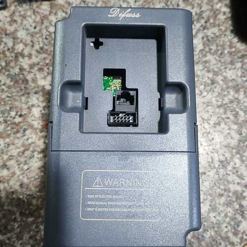 斯变频器 D910-2R2G/004P-4