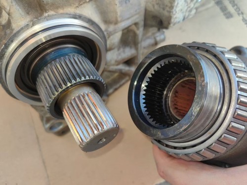 吉普指南者现代4WD分动箱差速器座6AT变速箱差速器4驱齿轮分动箱