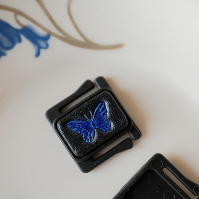 给相机佩戴一枚蝴蝶胸针手工制作富士相机佳能尼康相机万能热靴盖