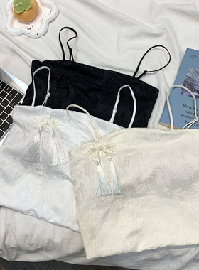 今年流行甜辣妹吊带背心女秋季设计感带胸垫少女内搭美背打底上衣