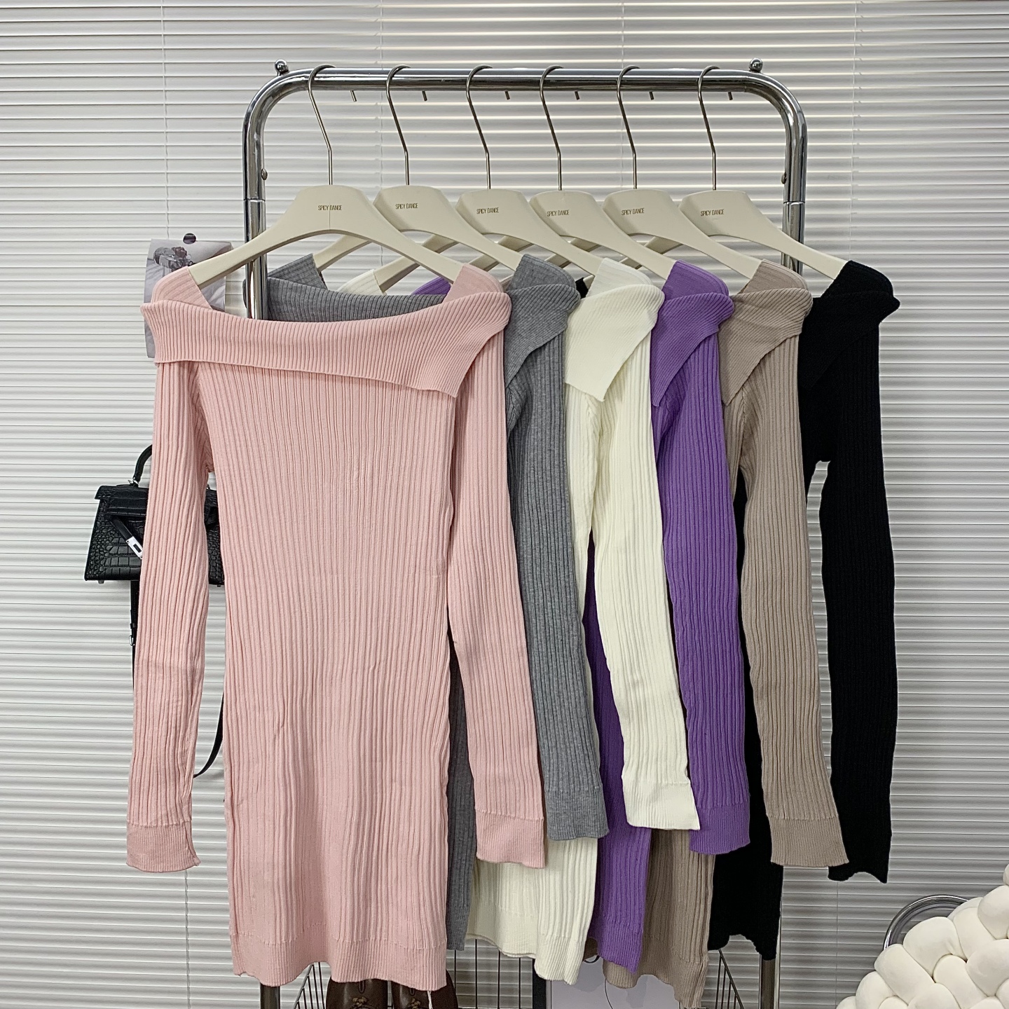 纯欲辣妹包臀裙女秋冬修身收腰