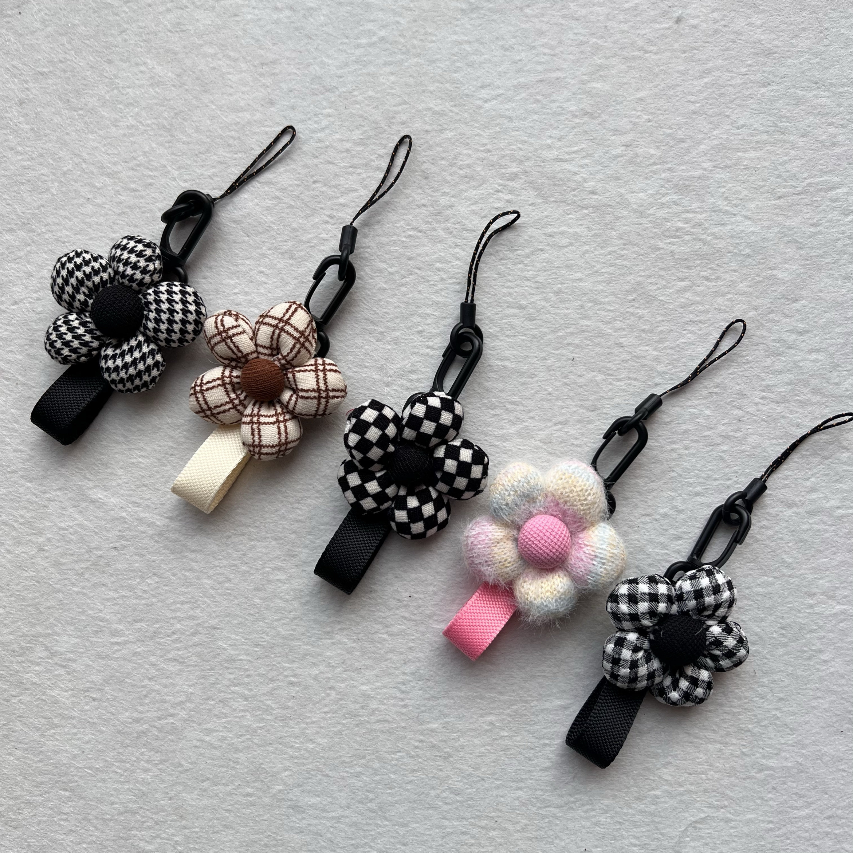 个性创意立体花朵千鸟格棋盘格手机壳指环扣手指绳水杯钥匙包挂饰