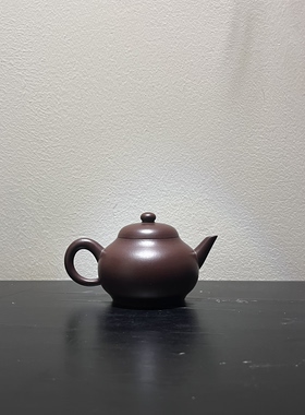 虚怀壶·黑金刚 正高工吴佩姬教授制潮州手拉壶紫砂壶