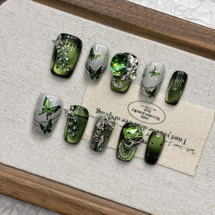 冰透爆款绿色猫眼精品纯手工穿戴甲2025新年高端手作短梯中杏仁款