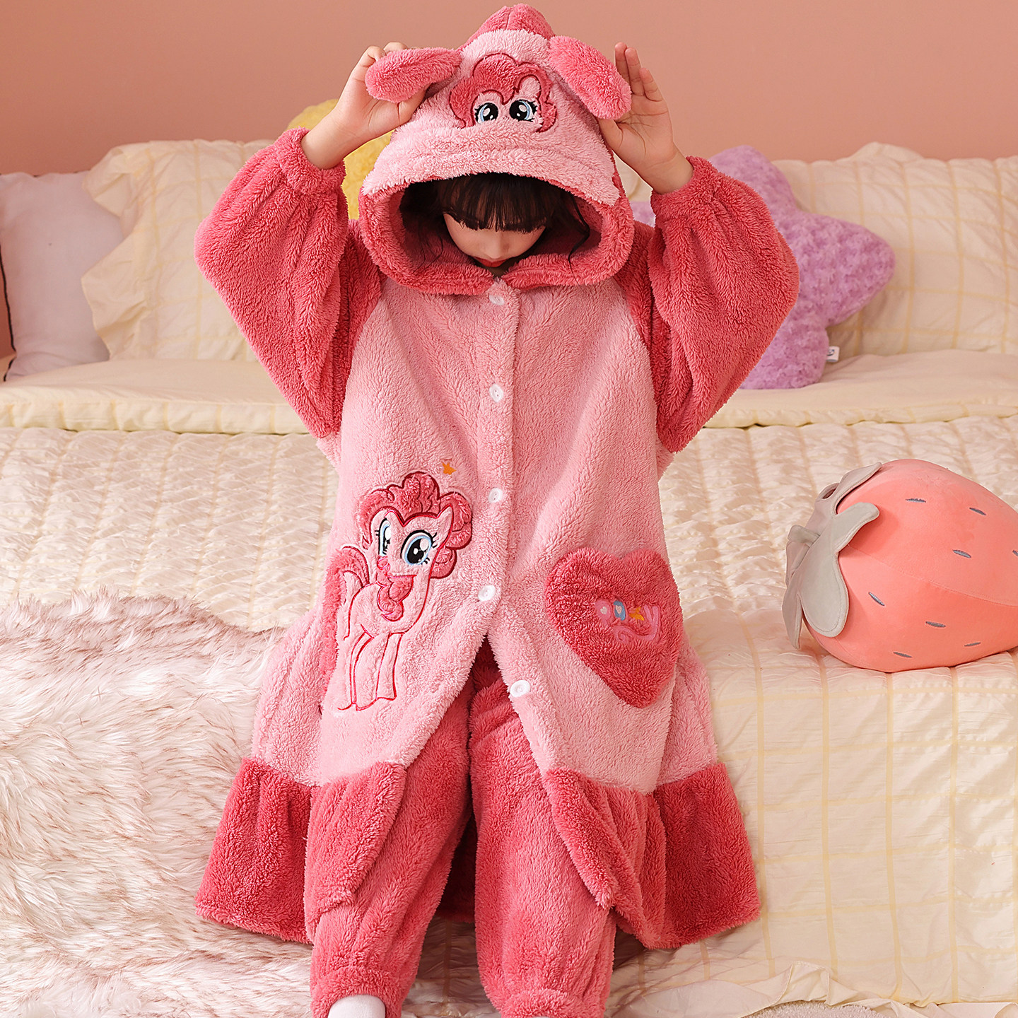 女童睡衣高端法兰绒可爱小马宝莉小女孩毛绒冬天加厚长款睡袍连帽