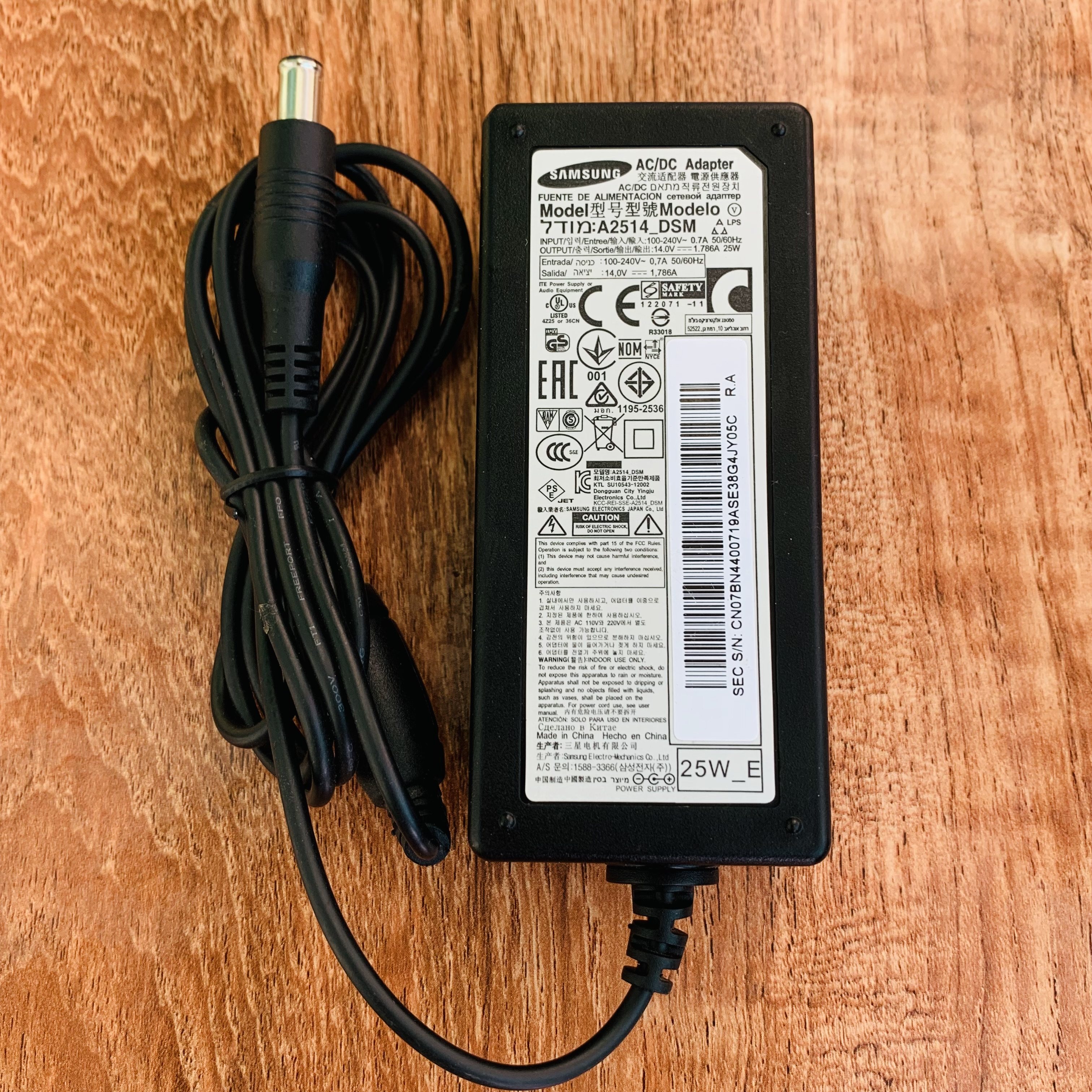 原装三星14V1.7864/1.79A电脑液晶显示器电源充电适配器A2514-DSM