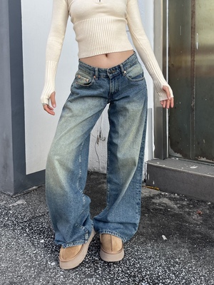 The DINA 2026新款复古水洗做旧街头宽松低腰牛仔阔腿直筒长裤女