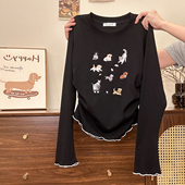 宇宙 刺绣卡通木耳边长袖 t恤女显瘦收腰短款 奶油 内搭上衣新款