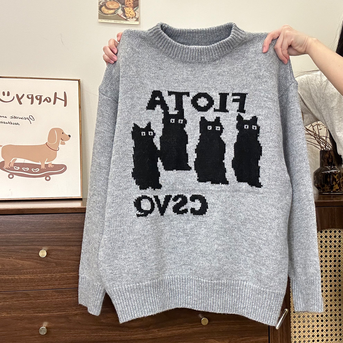 卡通猫咪灰色针织毛衣女复古学院