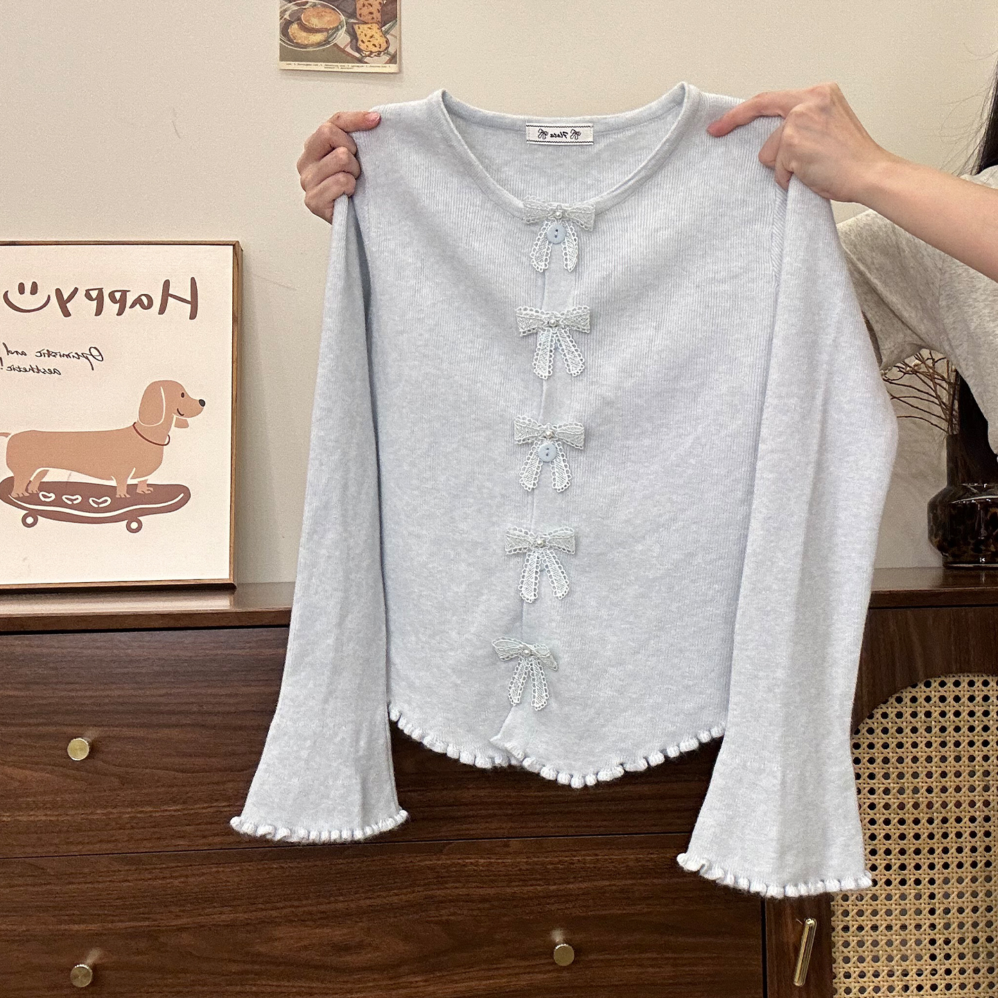 蝴蝶结不规则花边V领针织长袖女