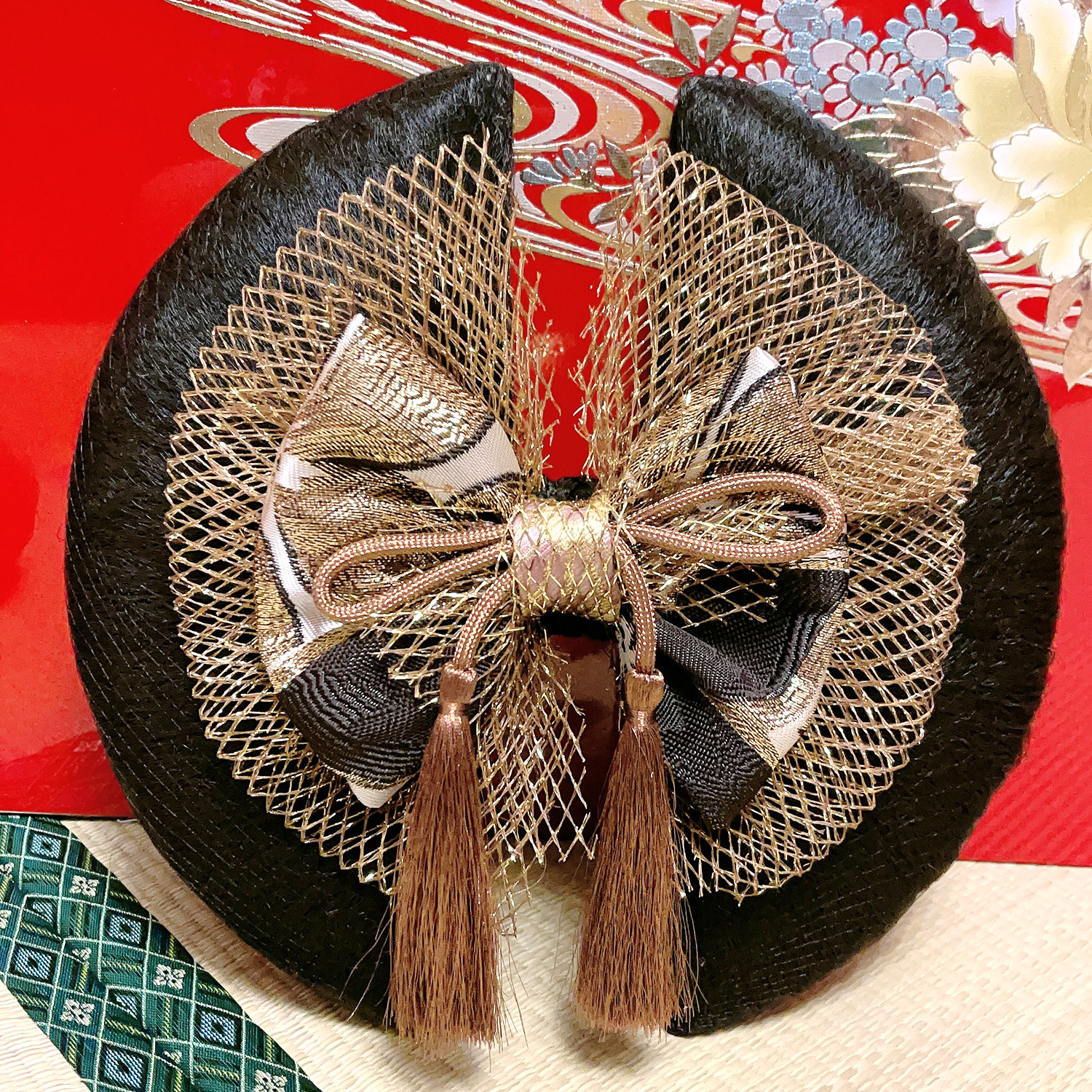日本艺伎歌舞伎后脑勺戴的蝴蝶结金线提花黑色发包边夹头饰