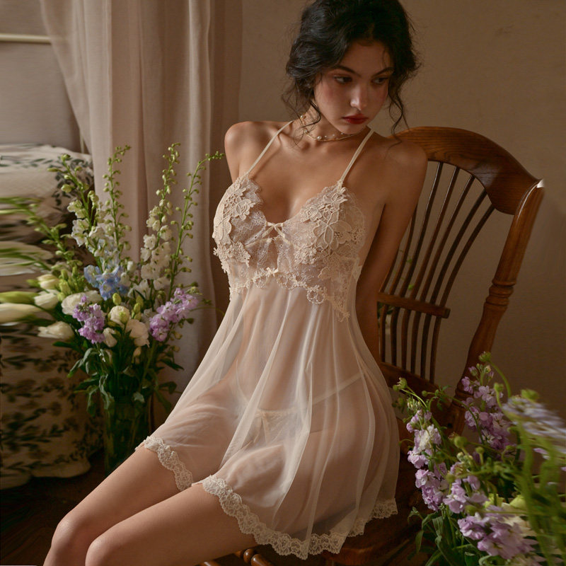 凯朱莉性感内衣女小胸女士胸罩禁欲系纯欲风蕾丝文胸套装吊带睡裙