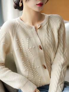 新款 日系 时尚 气质优雅复古盘扣针织衫 简约宽松圆领毛衣纯色上衣