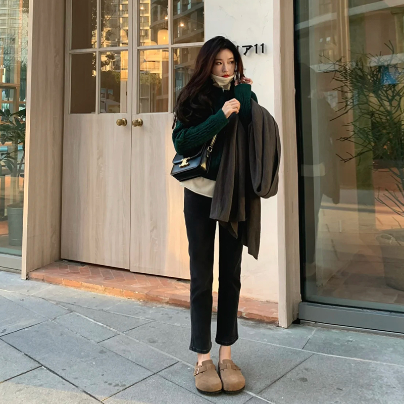 黑色法棍裤女春秋款2025