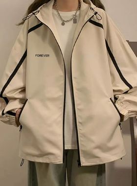 潮流美式连帽冲锋衣外套女春秋季新款宽松户外运动防风夹克上衣潮