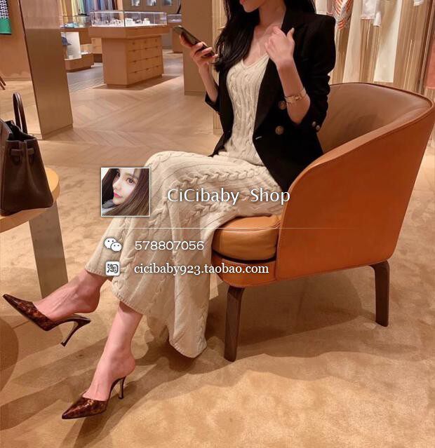 韩国江南美人呼声很高有品味孙智惠麻花吊带中长款显瘦针织连衣裙