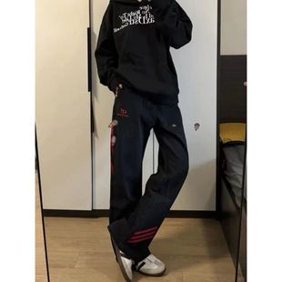 斜杠三条纹红黑撞色拼接显瘦微喇牛仔裤小众设计感美式工装直筒裤