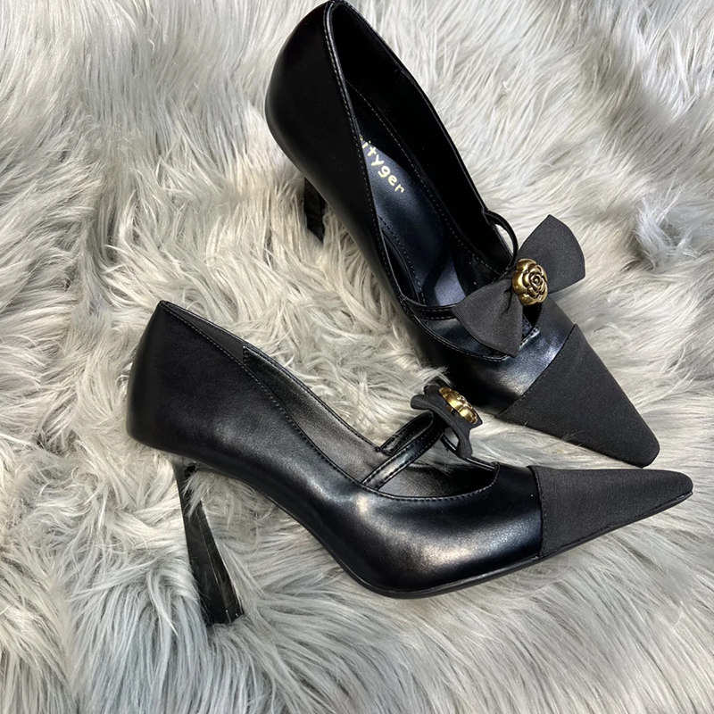 新款蝴蝶结山茶花拼接小香风高跟鞋女细跟小方头气质名媛宴会单鞋