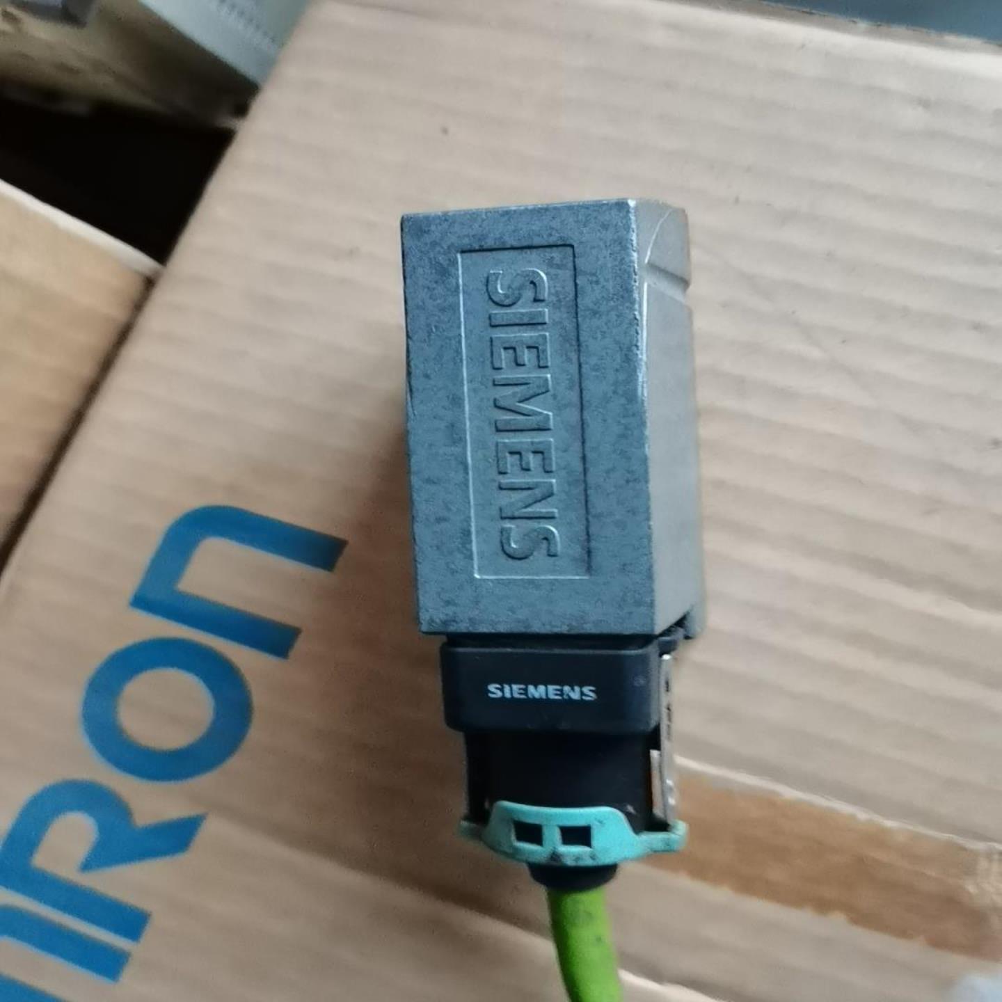 岚岚机械西门子s120伺服编码器网口插头谁要包好