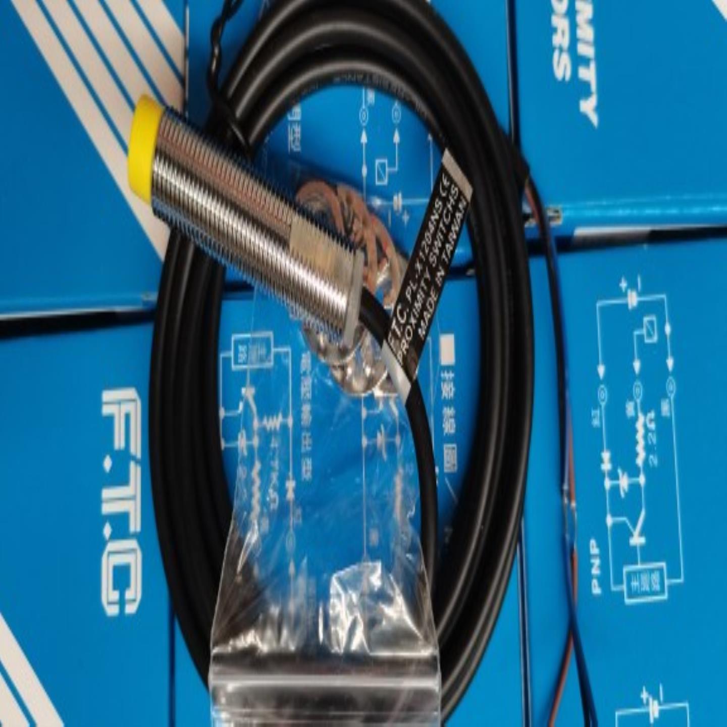 PL-X1204N PL-X1204NEL PL-X1204NL FTC FJC台湾福托接近开关12mm