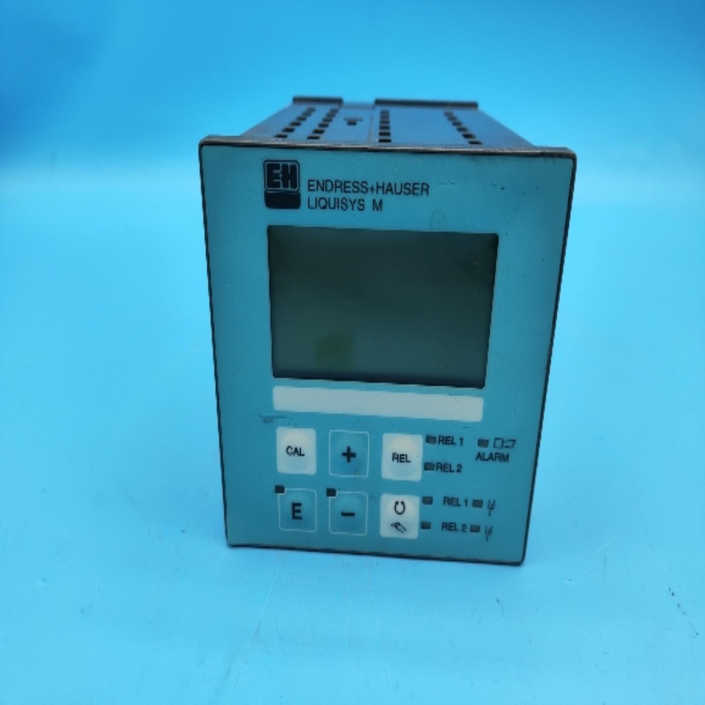 现货二手ENDRESS+HAUSER LIQUISYS-M控制器CLM223-CD0110 D-70839