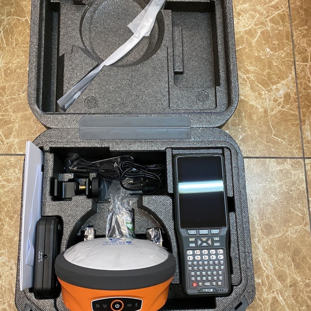 GNSS接收机千寻SR3PRO