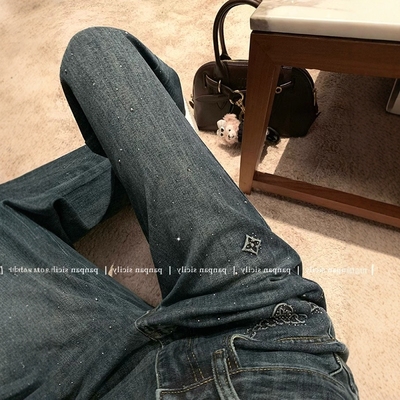 谁穿谁好看的显瘦烫钻牛仔裤