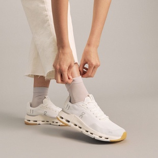 2减震超轻低帮跑步休闲男女鞋 加拿大代购 FORM CLOUDNOVA 直邮ON