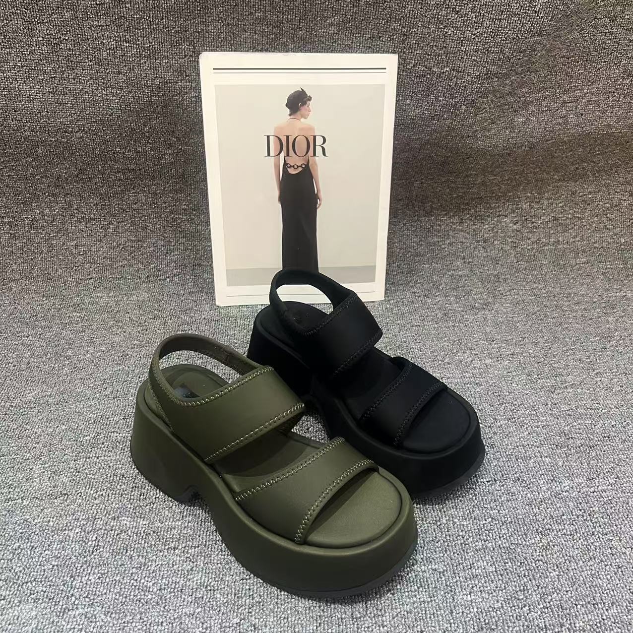 欧洲站女鞋2025夏季新款欧货真皮露趾厚底松糕鞋休闲一脚蹬凉鞋潮