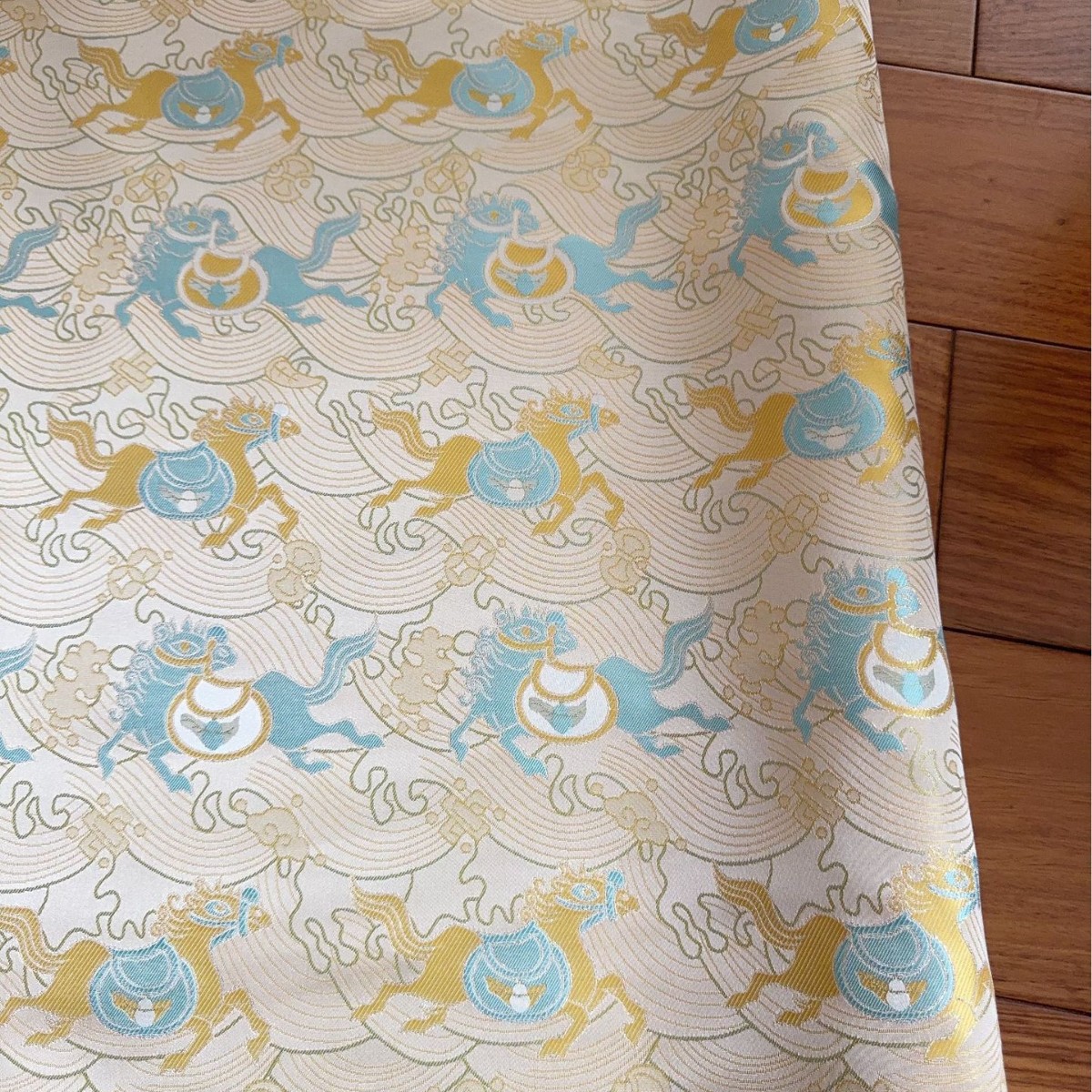 马上有钱仿宋锦提花面料 新中式女装童装马甲旗袍服装面料箱包